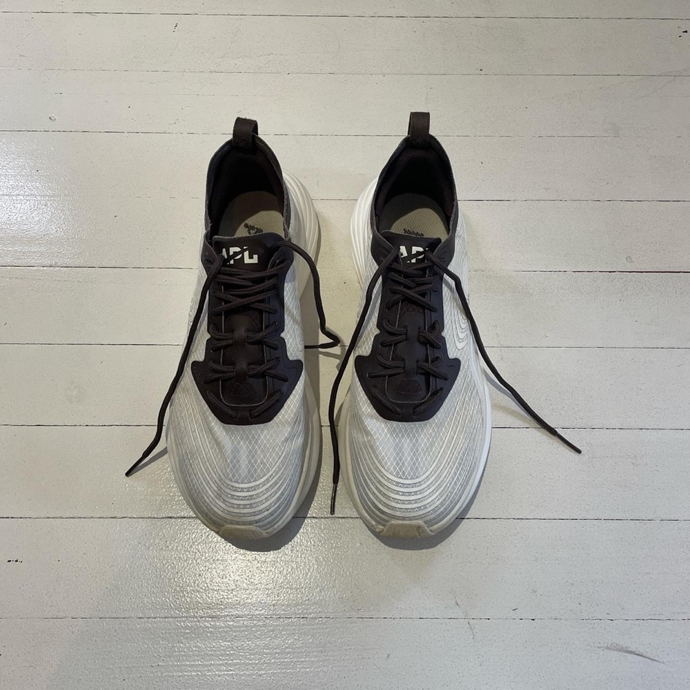 apl sneakers